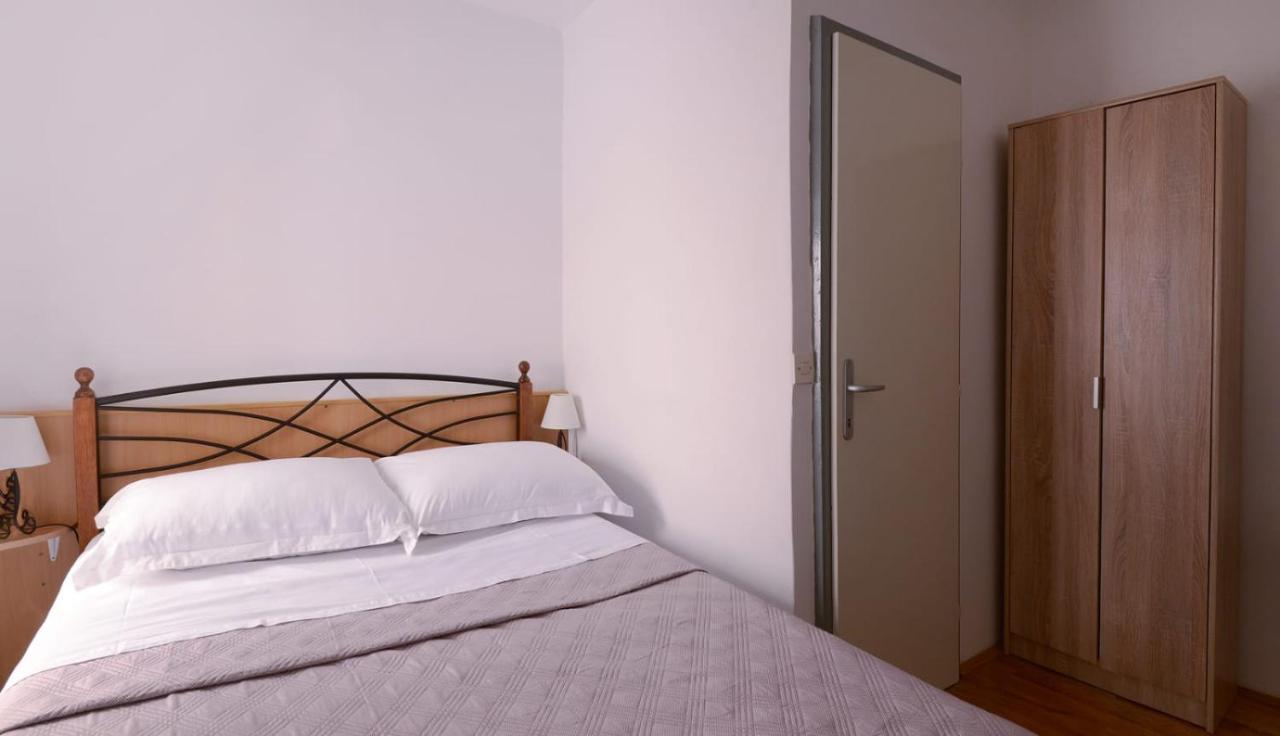 Sara Apartment Trogir Ngoại thất bức ảnh